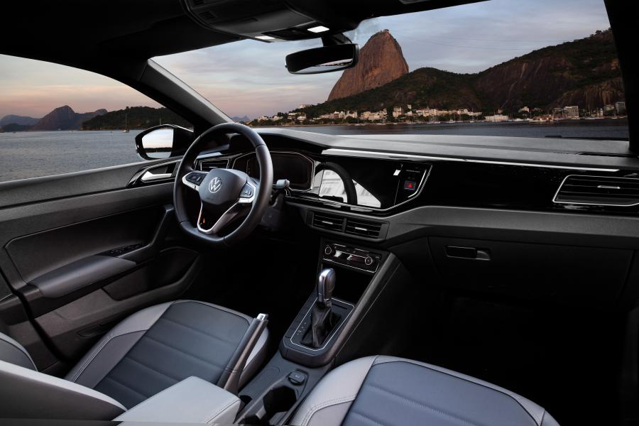 Торпедо Volkswagen Nivus Highline 200 TSI Launching Edition 2020 года  (LA) (фото 33 из 40)